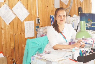 Заведующая ФАПом на станции Думиничи Екатерина Петракова трудится там более трех лет