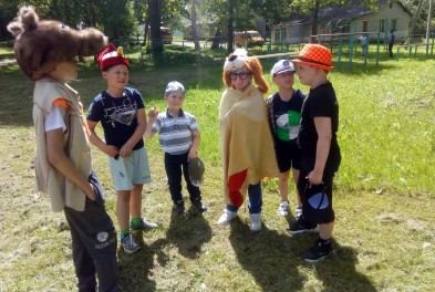 В июне при Брынской средней школе Думиничского района распахнул свои двери лагерь "Солнышко" - с дневным пребыванием детей.